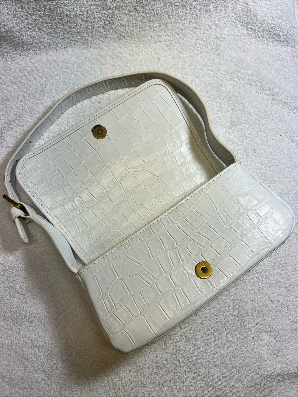 Karl Lagerfeld White Leather Croc-Embossed Shoulder Bag Purse
